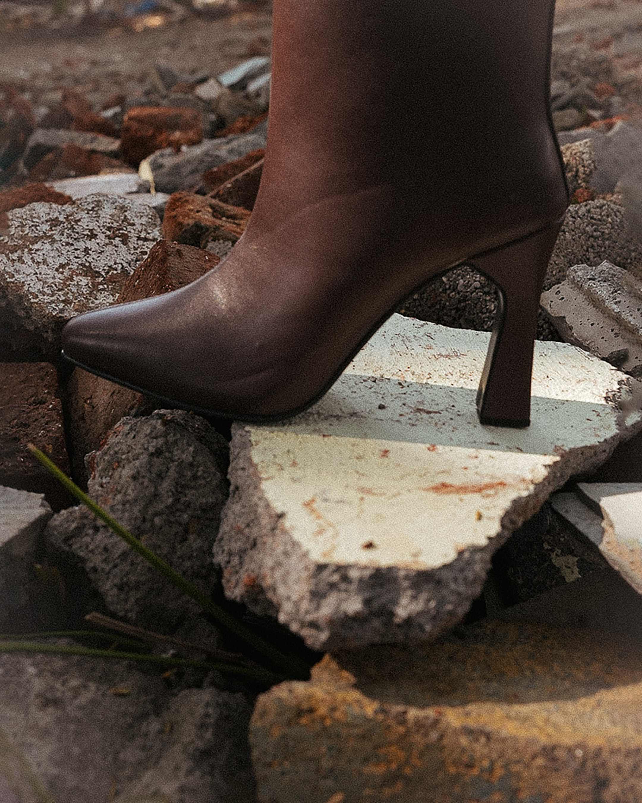 Raven Boots