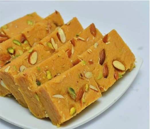 Kadak Patisa (Lovely Sweets, Jalandhar)