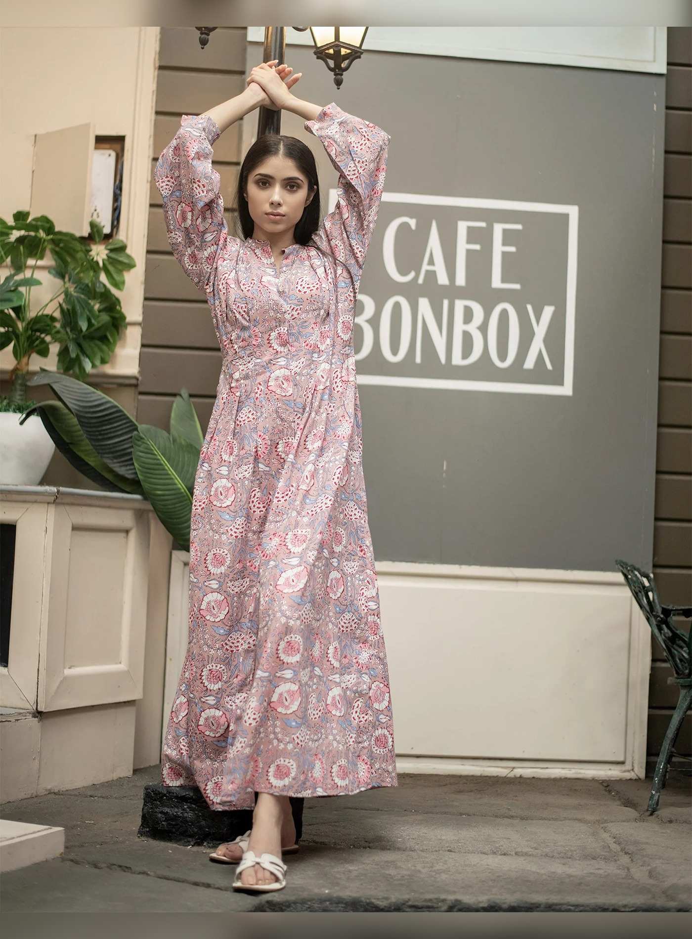 Alice18-Womens Pleated Maxi Dress , Where Effortless Elegance Meets Timeless Grace