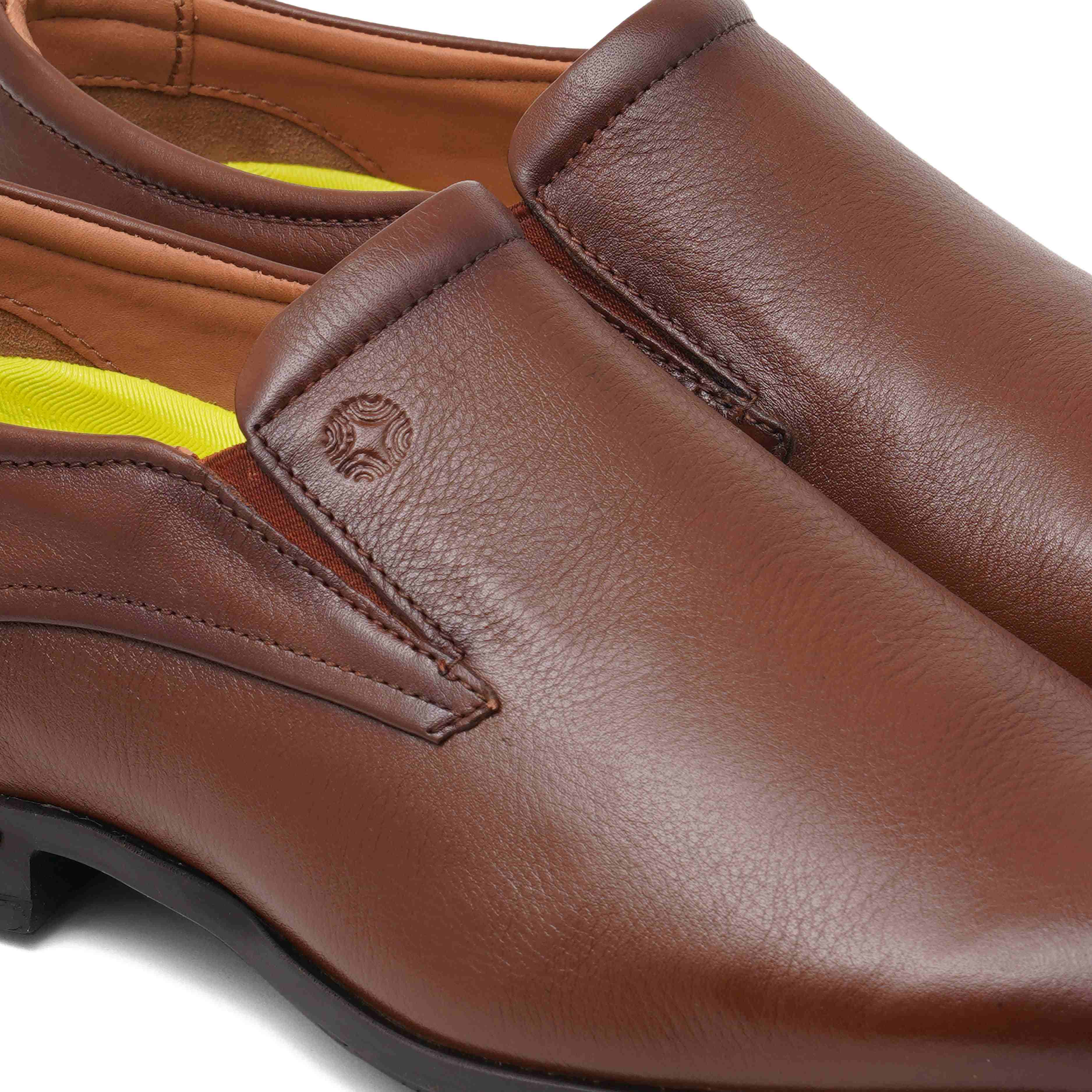 The Colombo Ruosh Men Tan Formal Slip-On