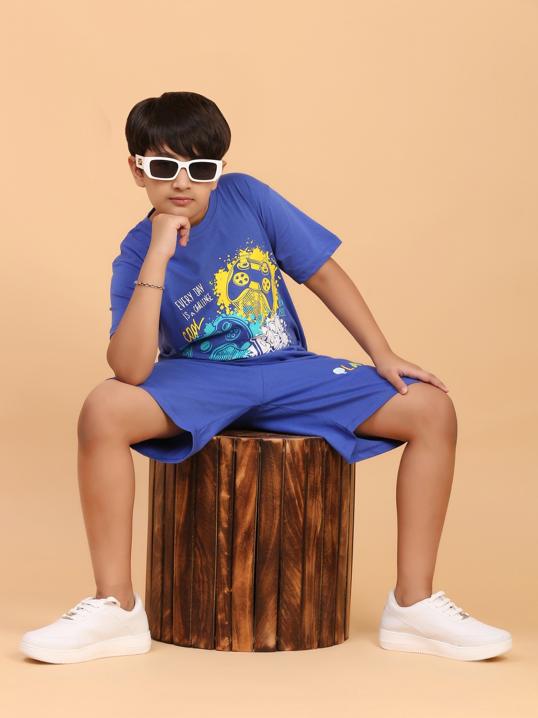 Ninos Dreams Boys Videogame Controllers Coord Set with T-Shirt & Shorts