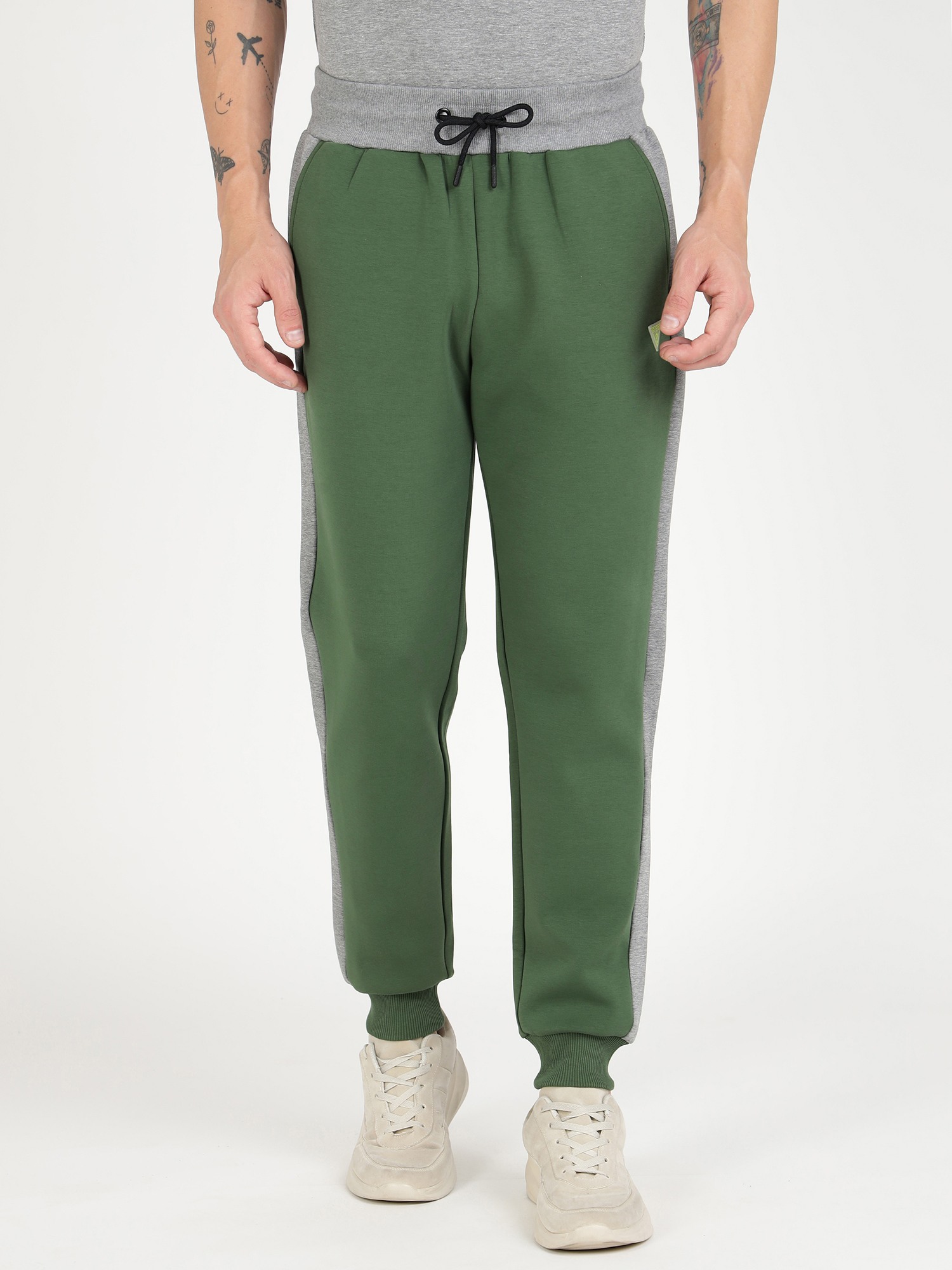 Grey Solid Mid-Rise Regular Fit Jogger Pant