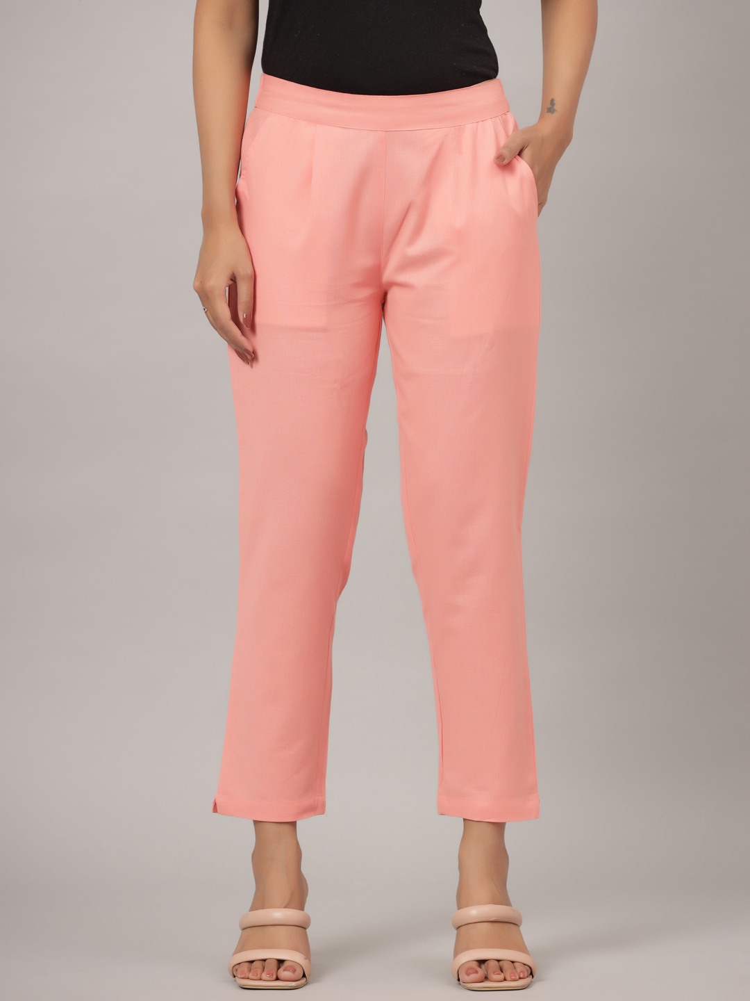 Women Comfort Pleated Trousers