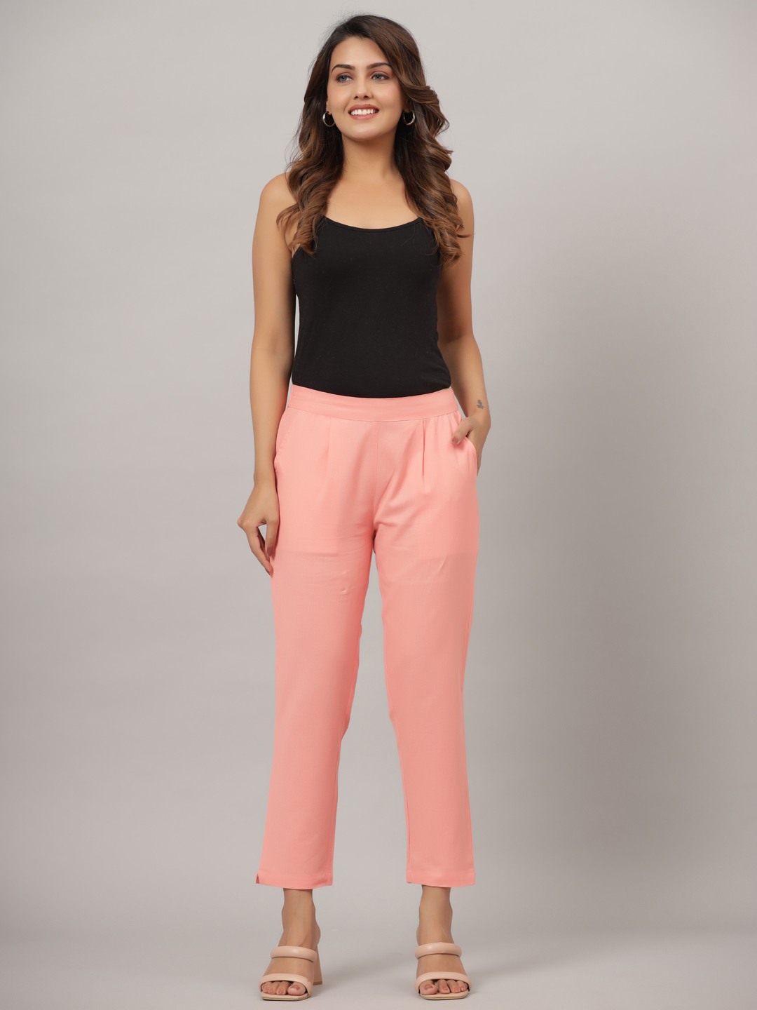 Women Comfort Pleated Trousers