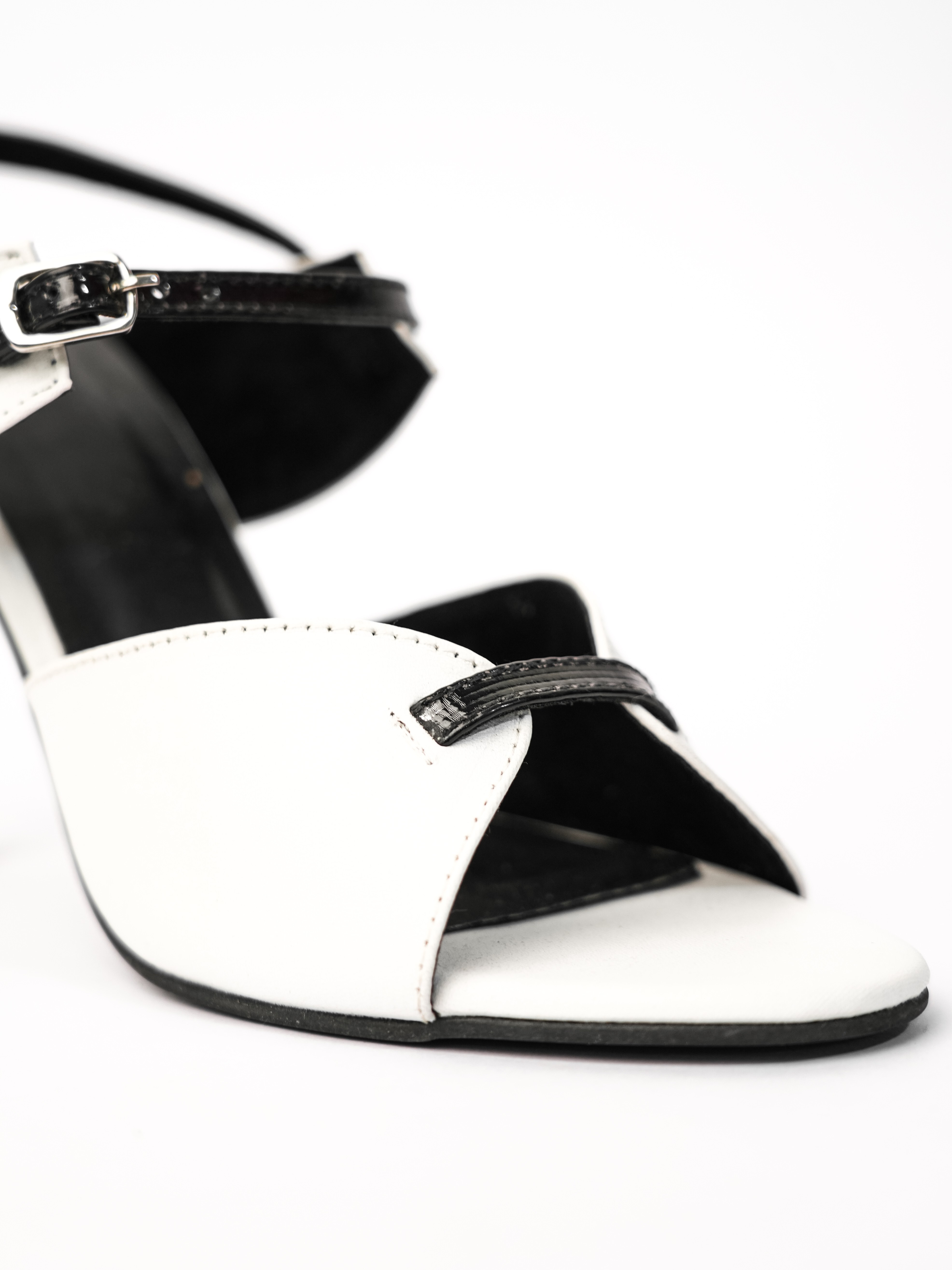 JACKY WHITE HEELS