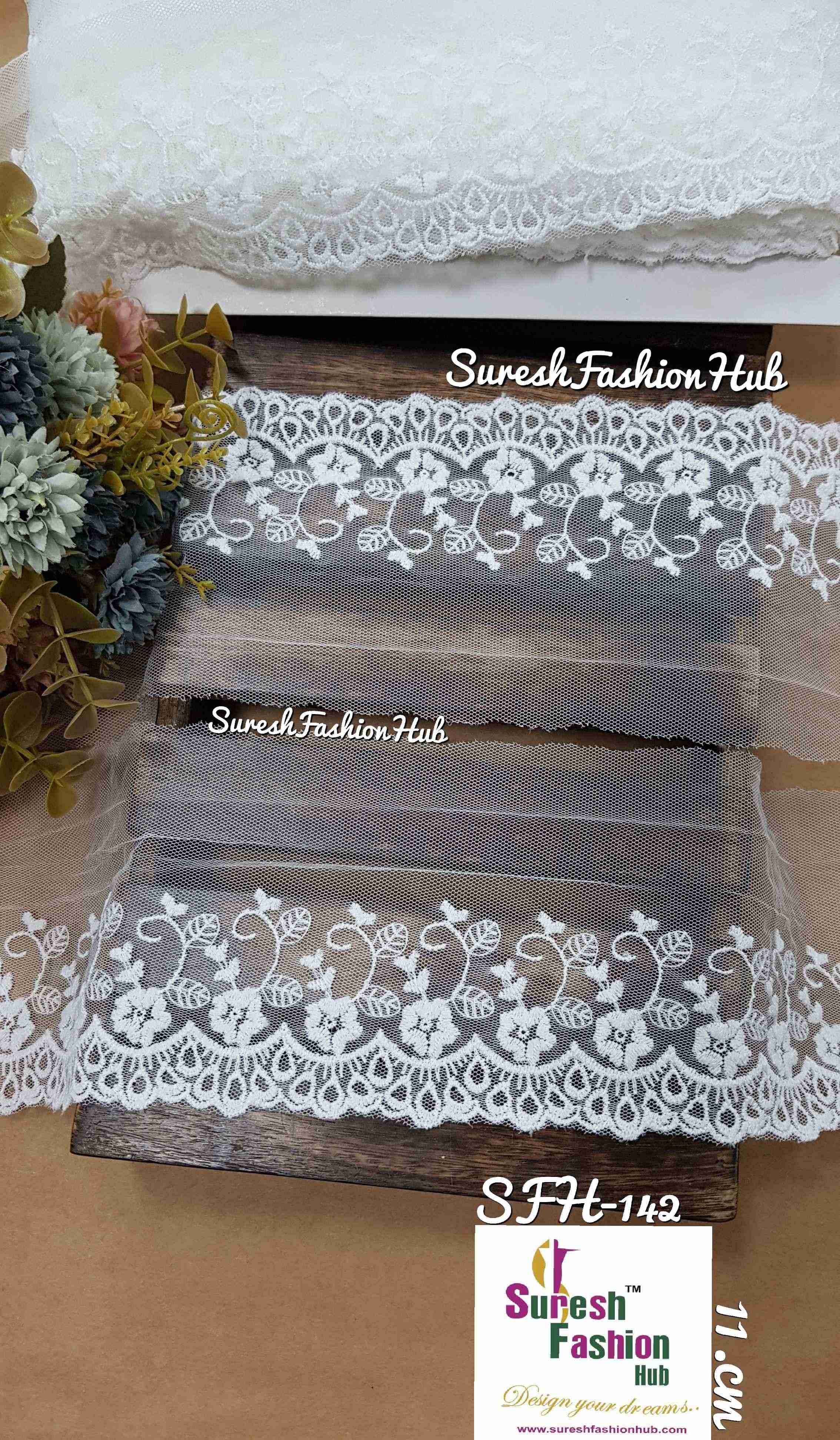 Garden-Inspired White Flower Lace Borders