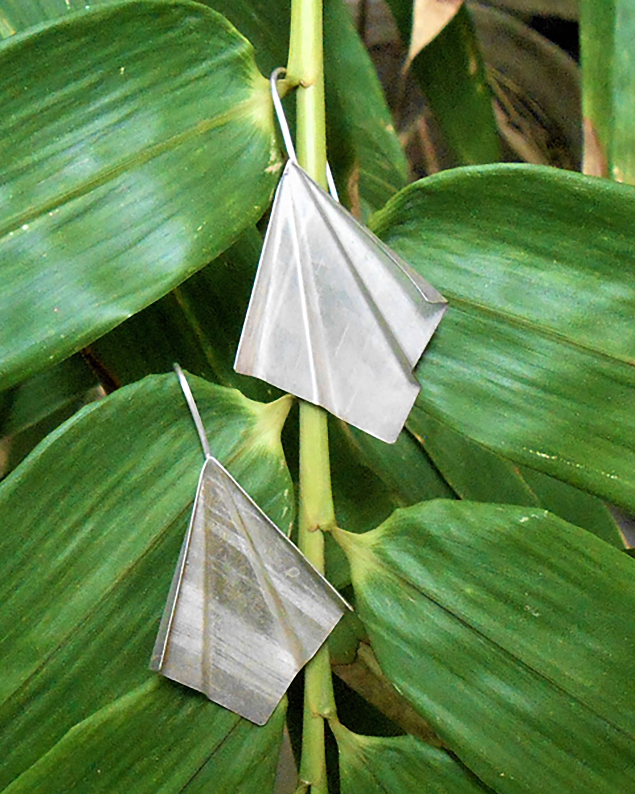 Garvi Origami Three-fold