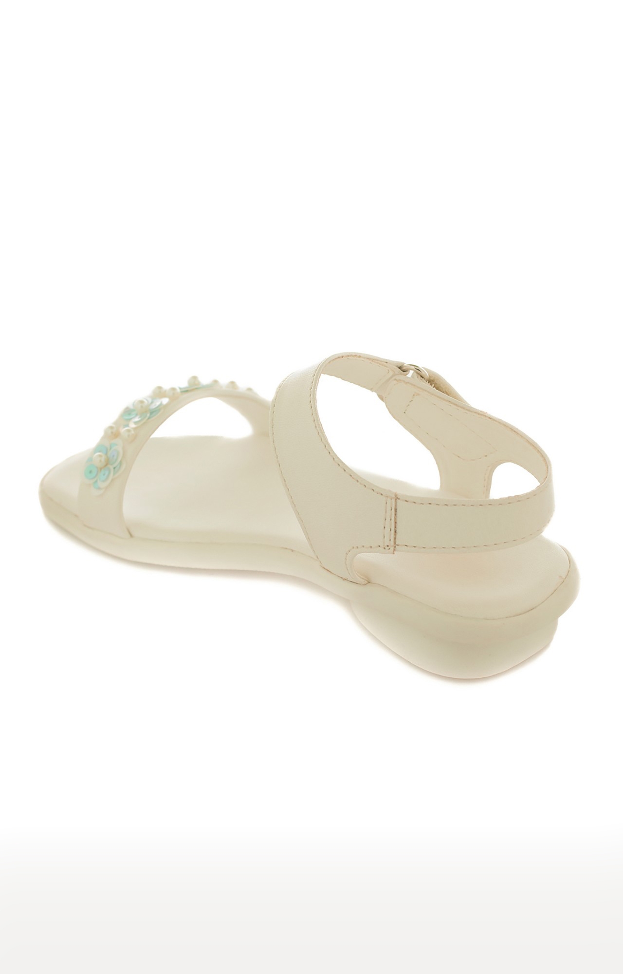Trends & Trades | Girls White Velcro Sandals 2