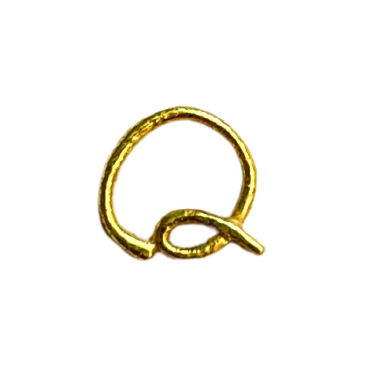 Q