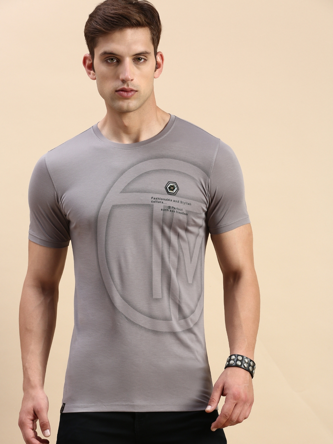 Showoff | SHOWOFF Men's Round Neck Short Sleeves Typography Grey Slim Fit T-Shirt 1