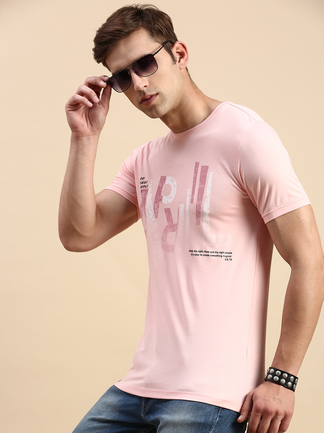 Showoff | SHOWOFF Men's Round Neck Short Sleeves Typography Pink Slim Fit T-Shirt 0