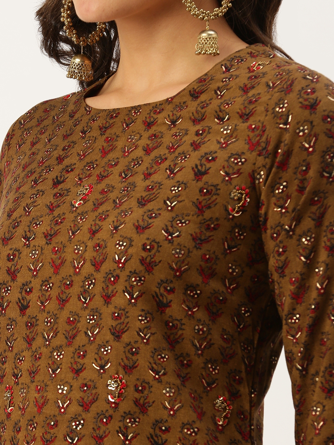 Showoff | SHOWOFF Women Brown Embellished Round Neck Three-Quarter Sleeves Mid Length Straight Kurta 5