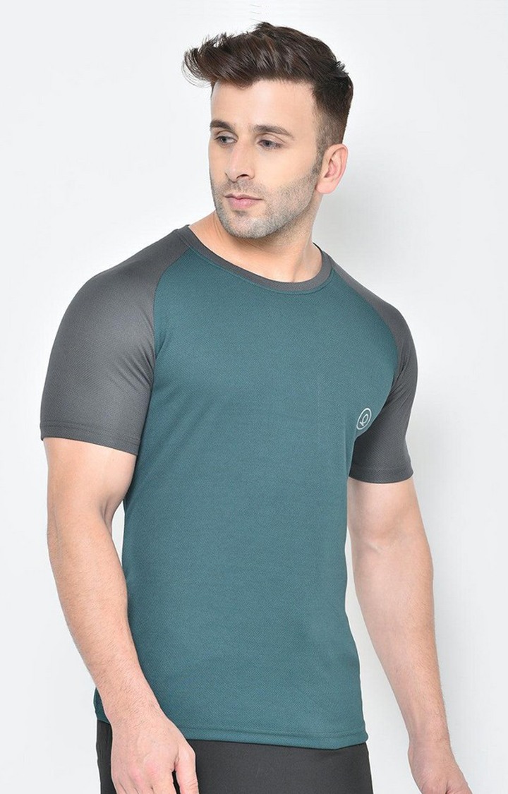 Men's Green Solid Polyester Activewear T-Shirt