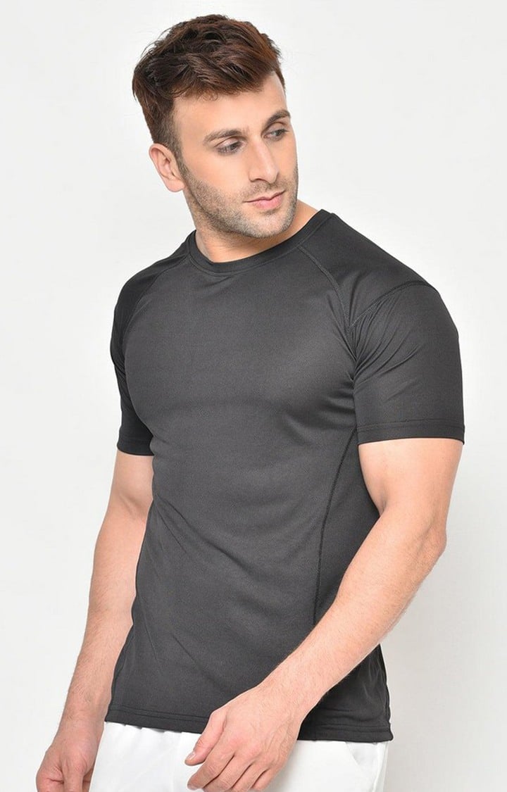 Men's Black Solid Polyester Activewear T-Shirt