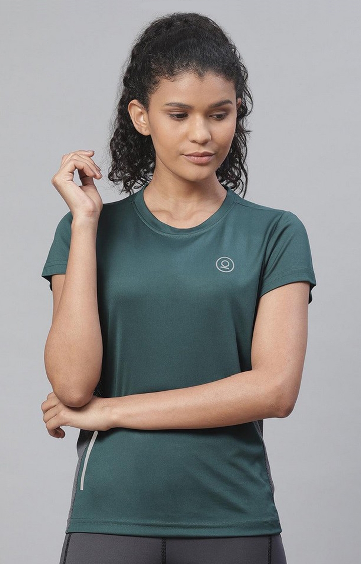 CHKOKKO | Women's Green Solid Polyester Activewear T-Shirt