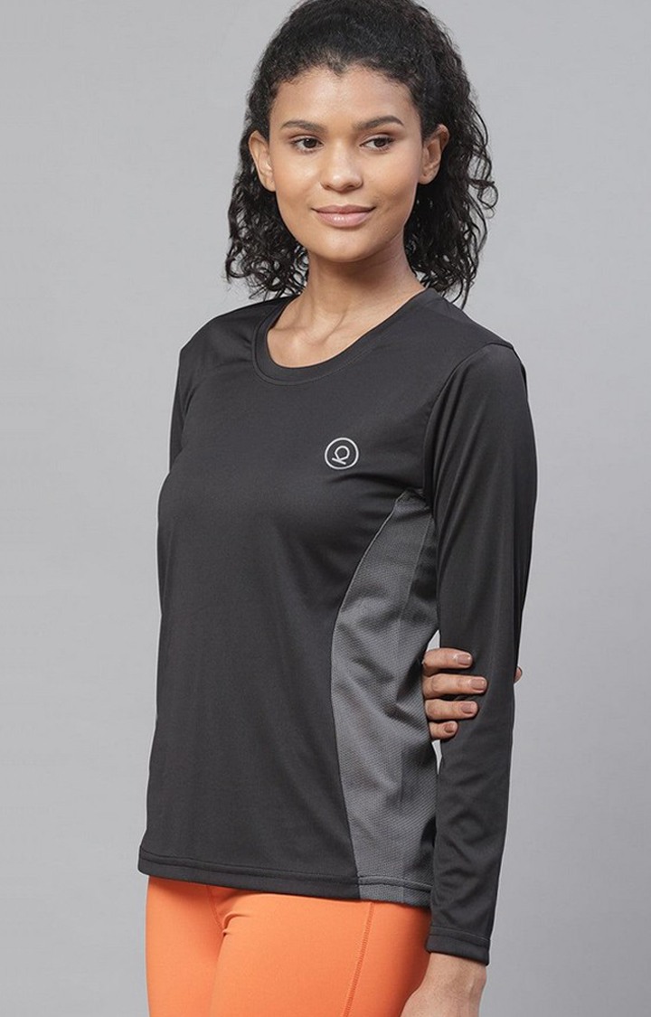 Women's Black Solid Polyester Activewear T-Shirt