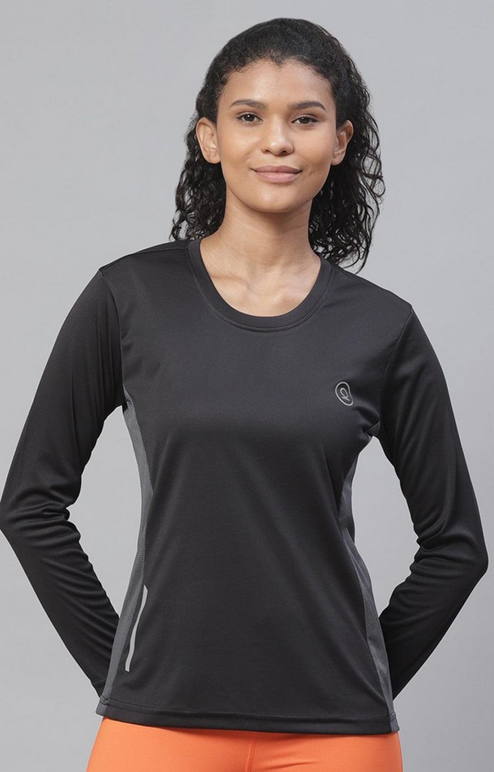 Women's Black Solid Polyester Activewear T-Shirt