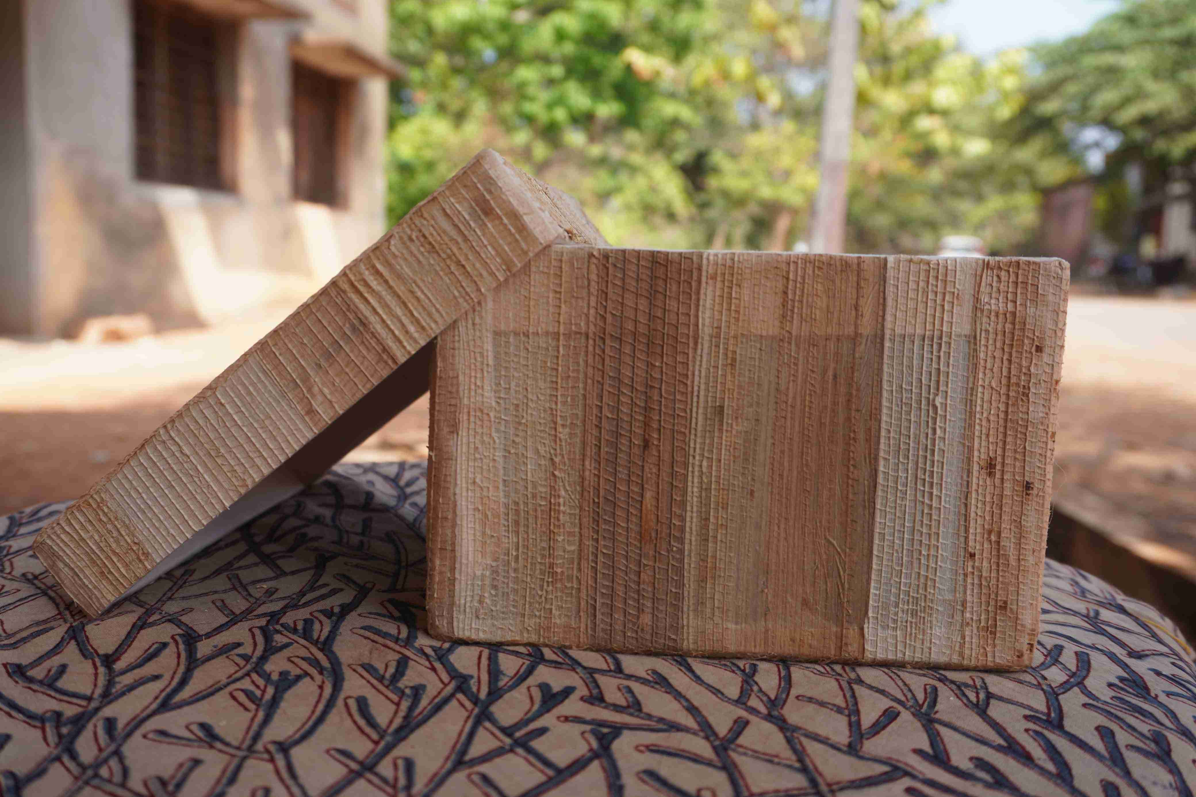 6×4(inches) square box