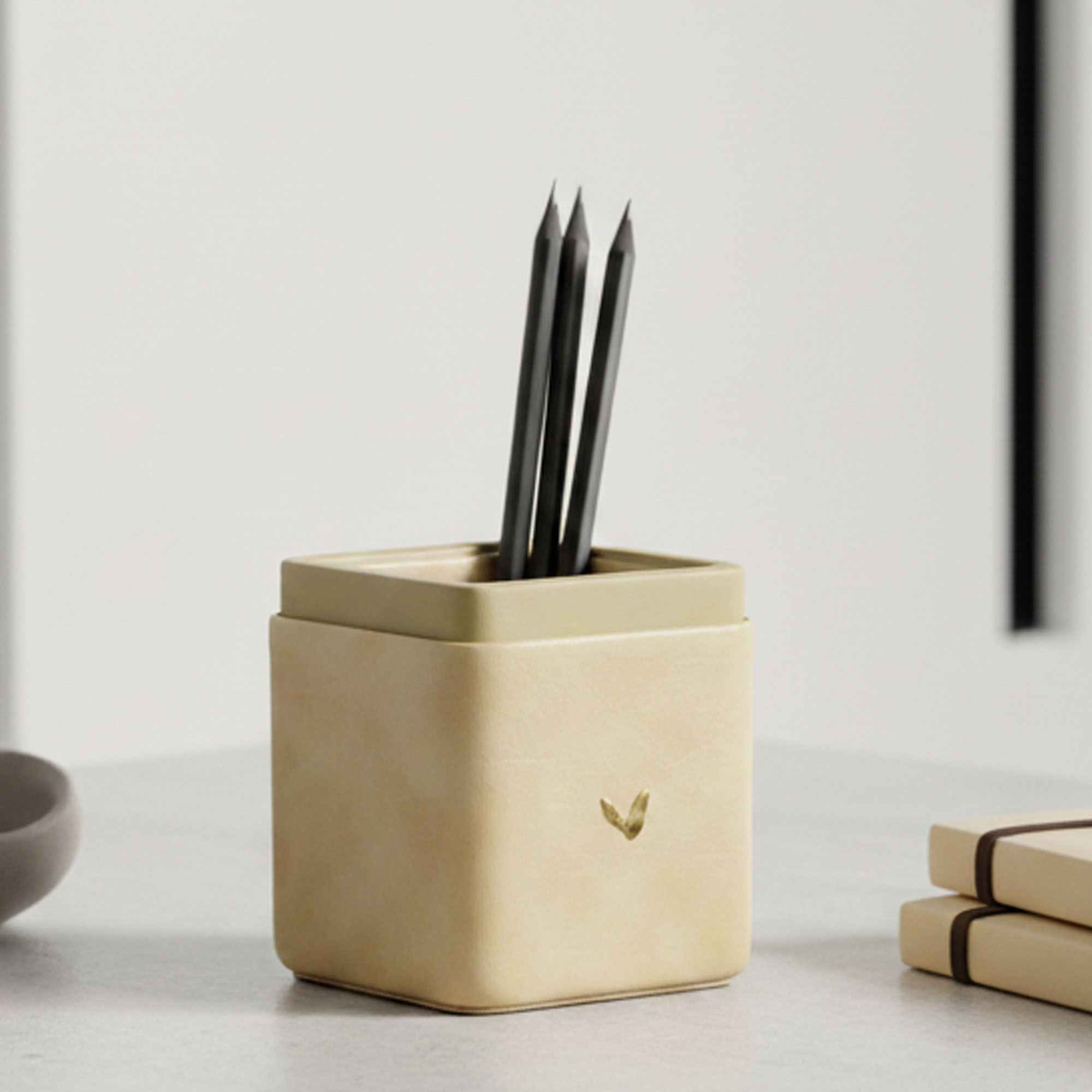 Pen/Pencil Holder | Faux Leather | Square Small | Moderno | Cream