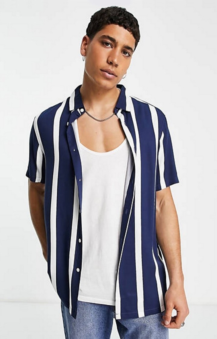 Men White and Purple Striped Casual Shirts