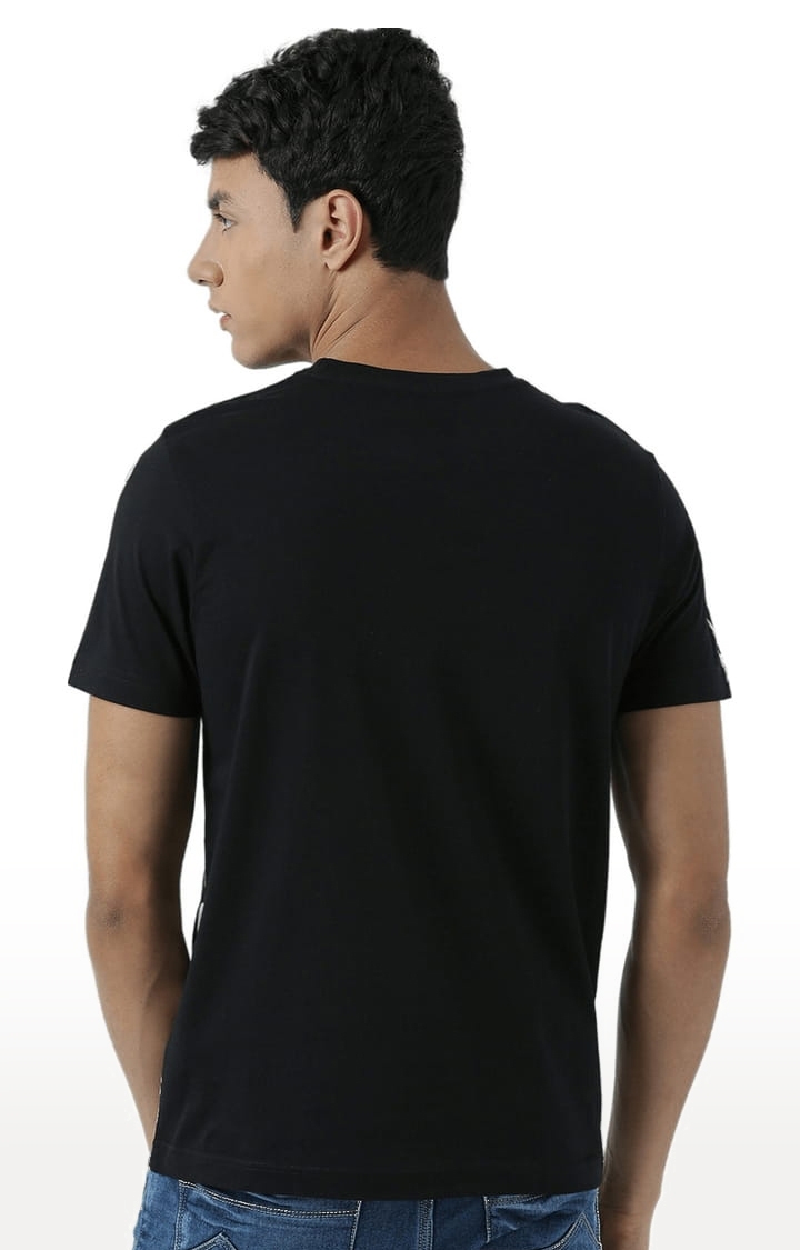 HUETRAP | Men's Black and White Cotton Printed Regular T-Shirt 3