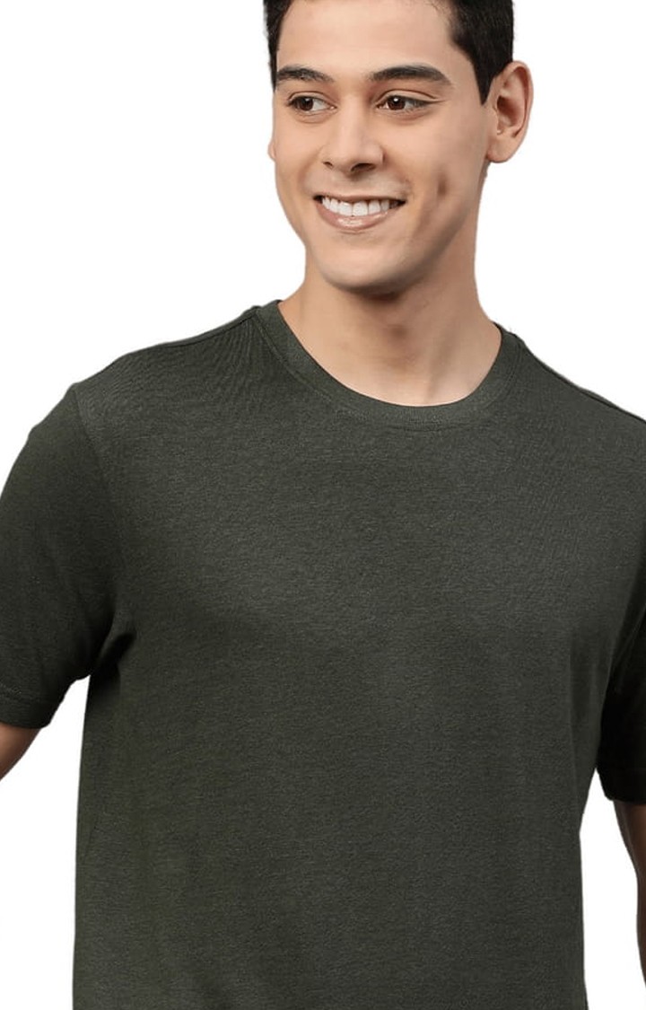 Men's Olive Green Solid Regular T-Shirt
