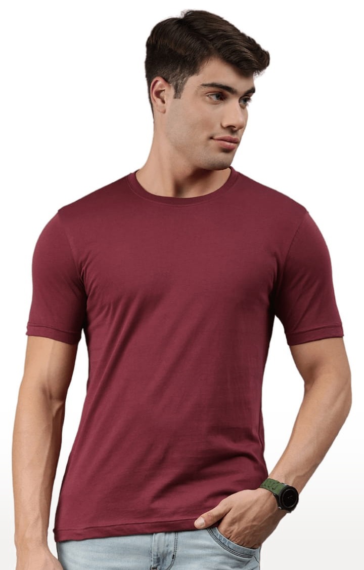 Men's Wine Solid Regular T-Shirt