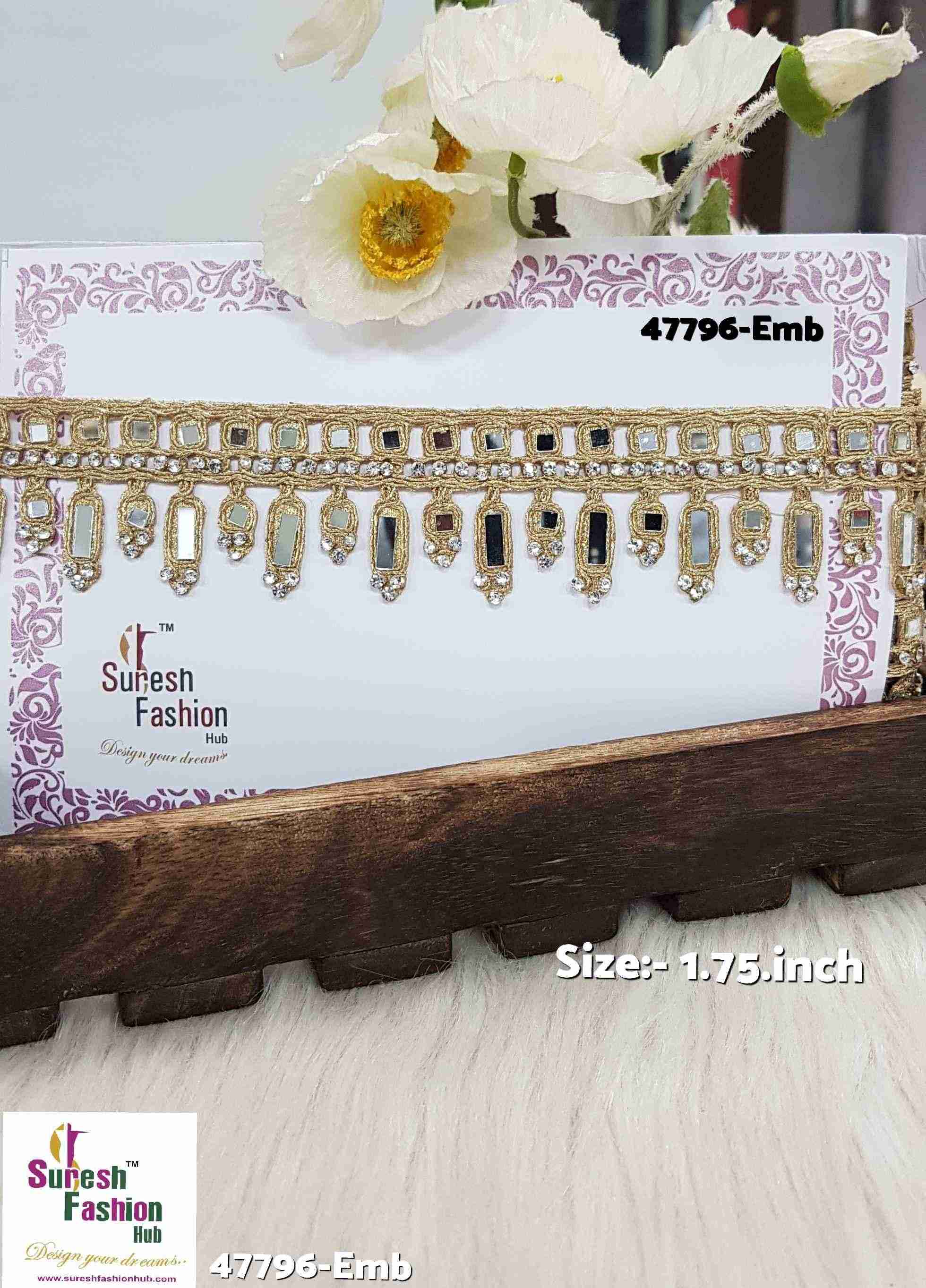 Pearl Hanging Mirror Diamond Border