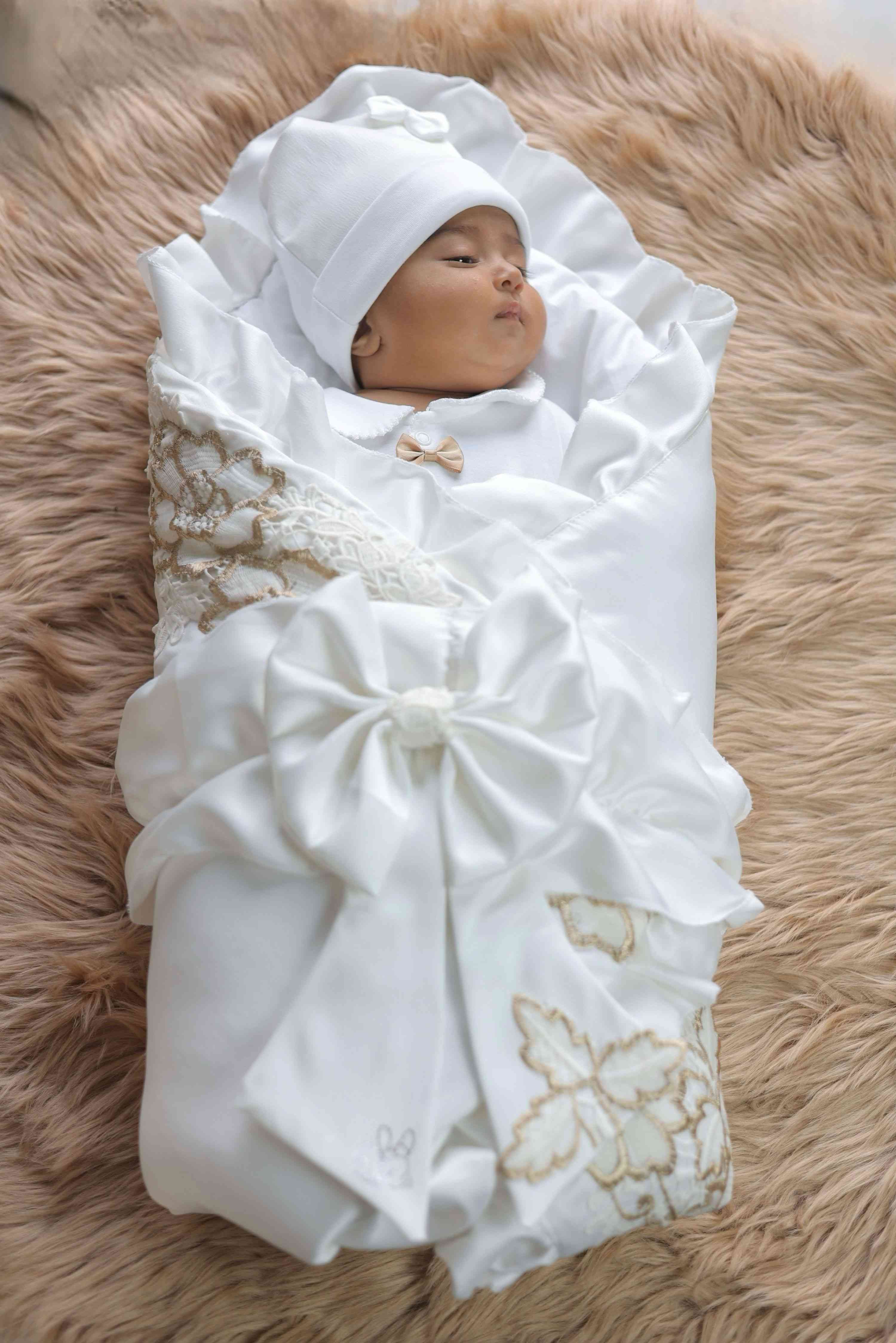 Blanc Belle Baby Drape Set