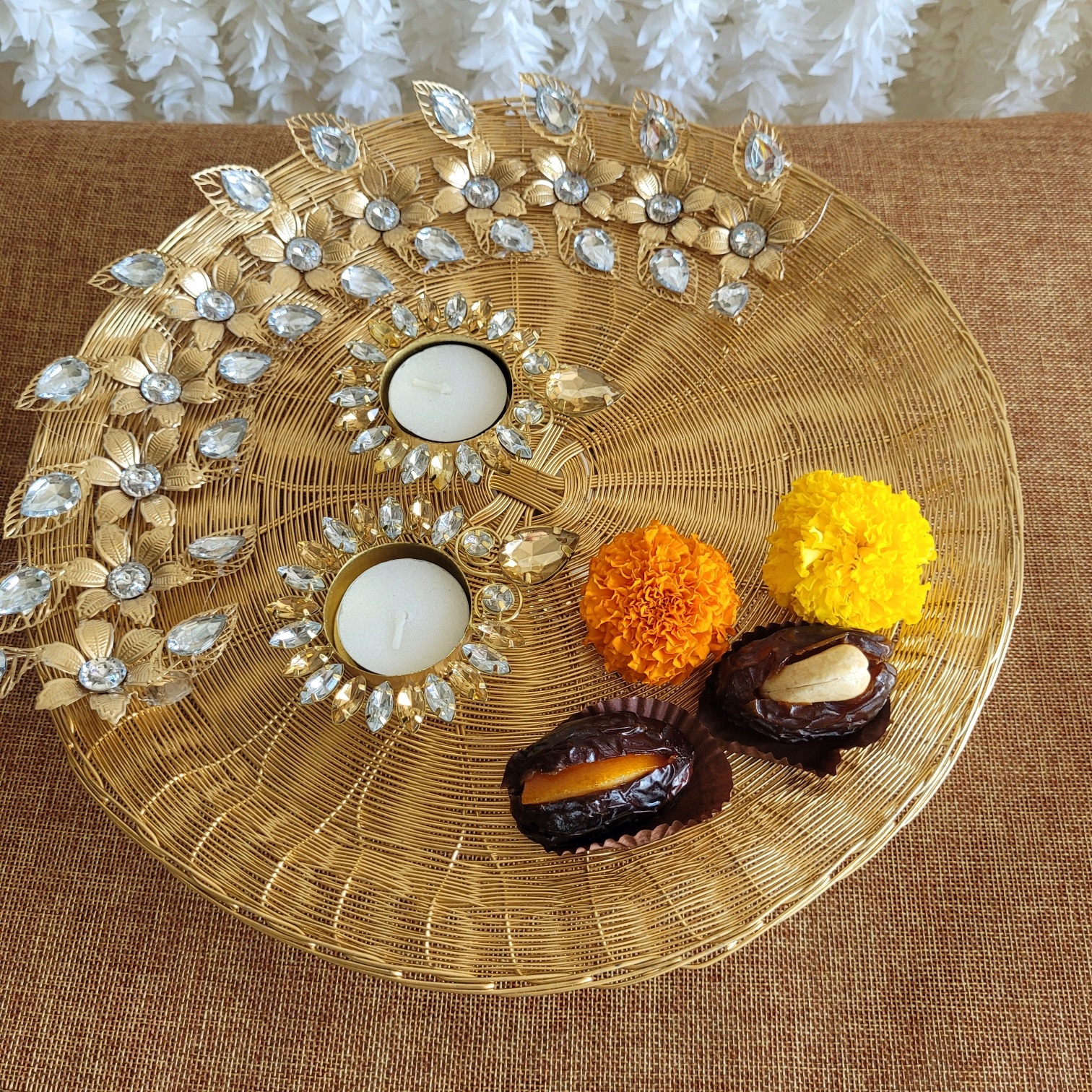 Floral art | Mesh Wire Platter With Diya undefined