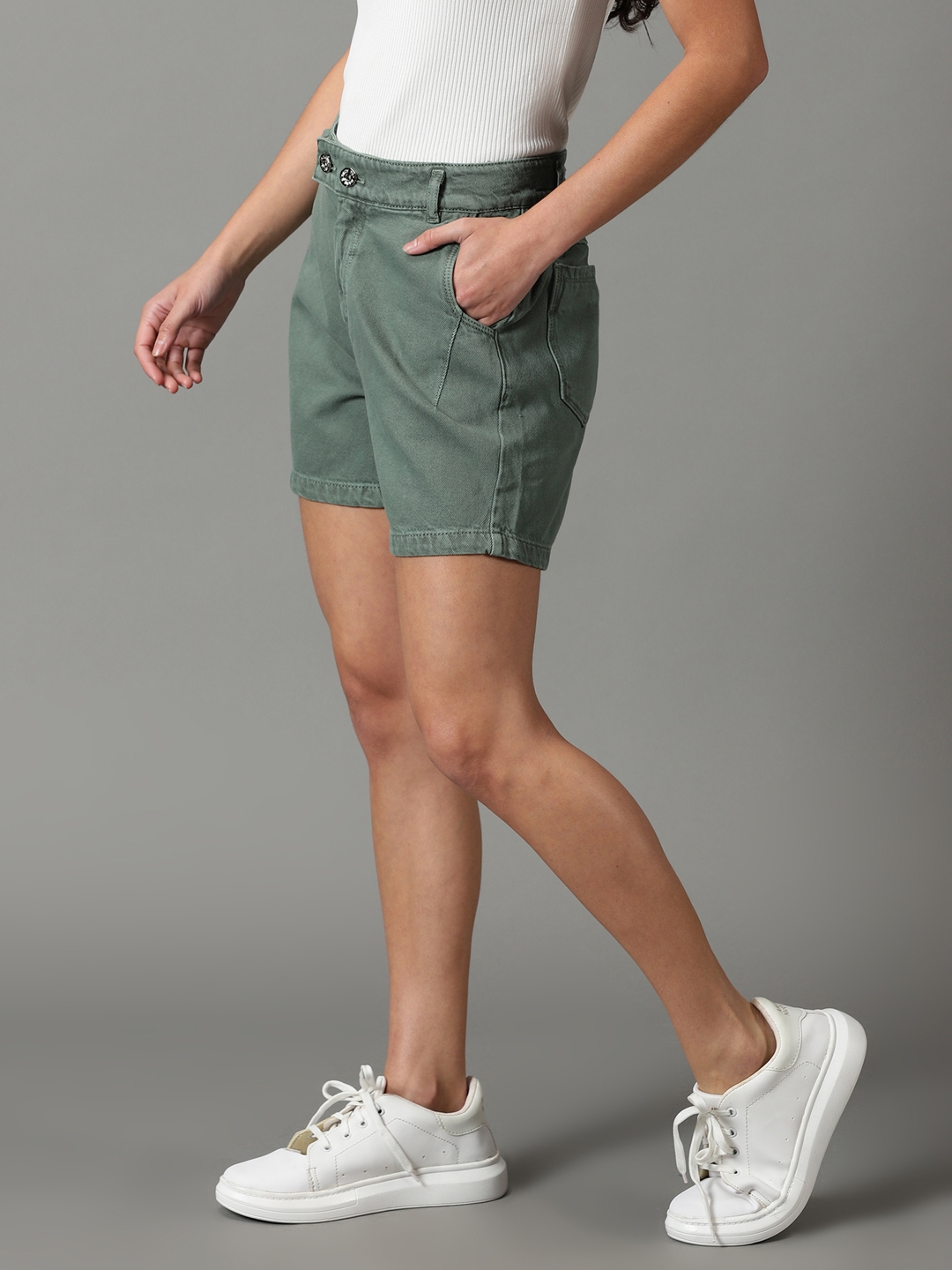 Showoff | SHOWOFF Women's Regular Fit Above Knee Solid Green Shorts 2