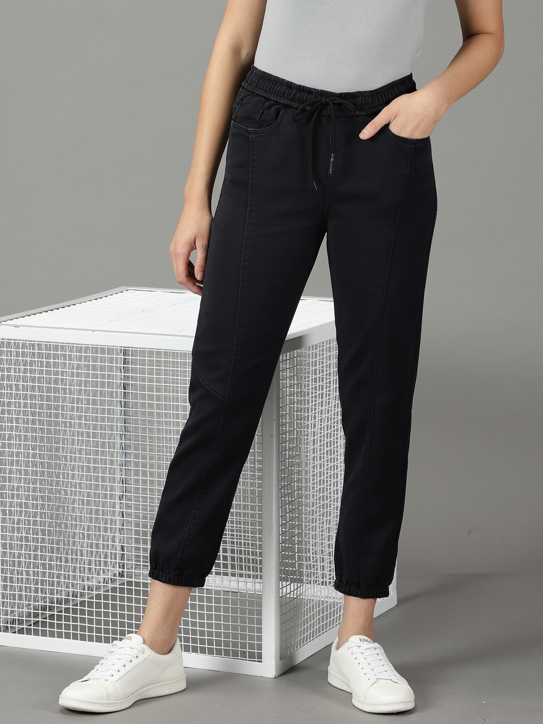 Buy online Women's Plain Jogger Fit Jeans from Jeans & jeggings for Women  by V-mart for ₹569 at 5% off | 2024 Limeroad.com