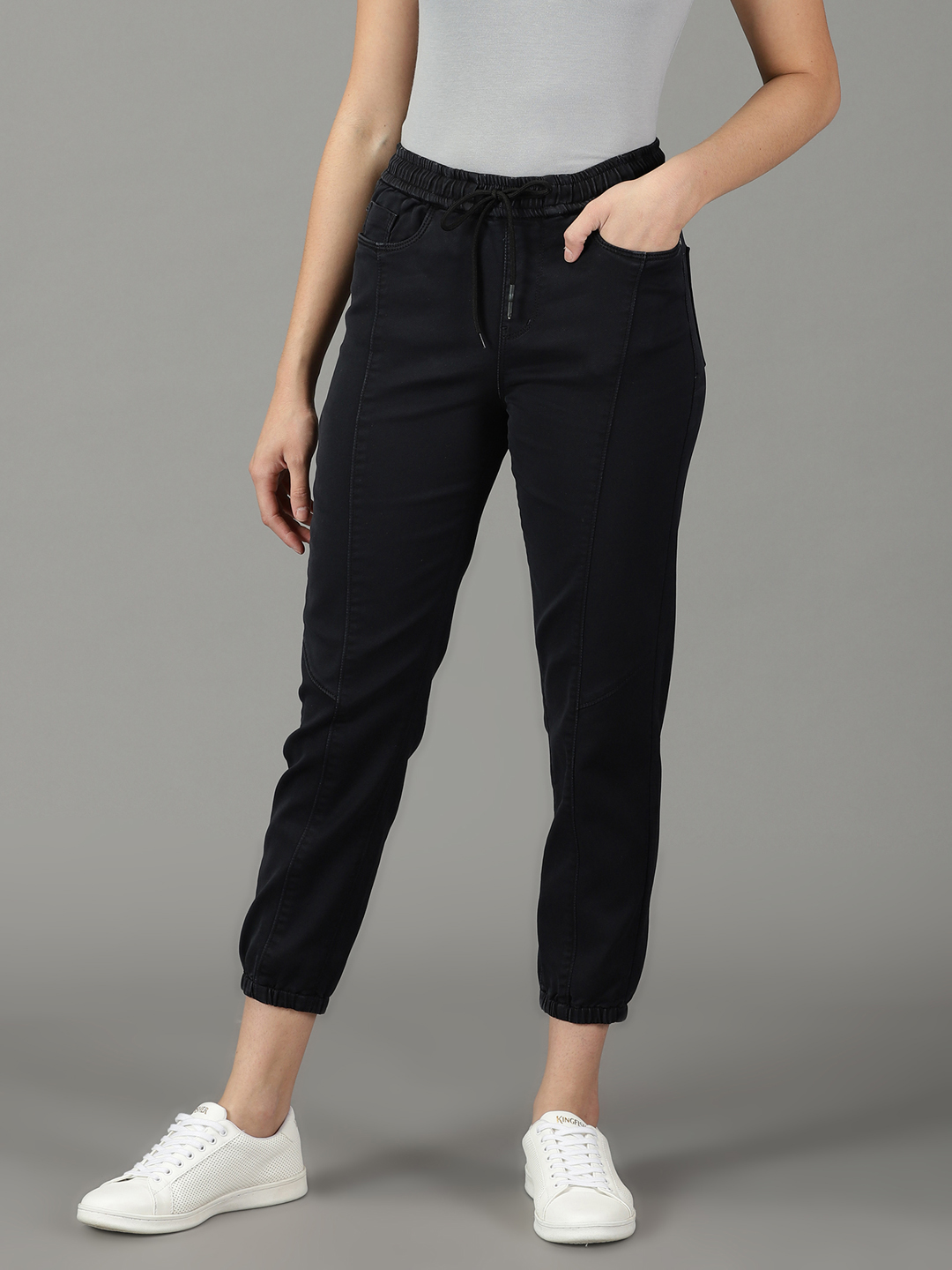 SHOWOFF Women Black Solid  Jogger Jeans