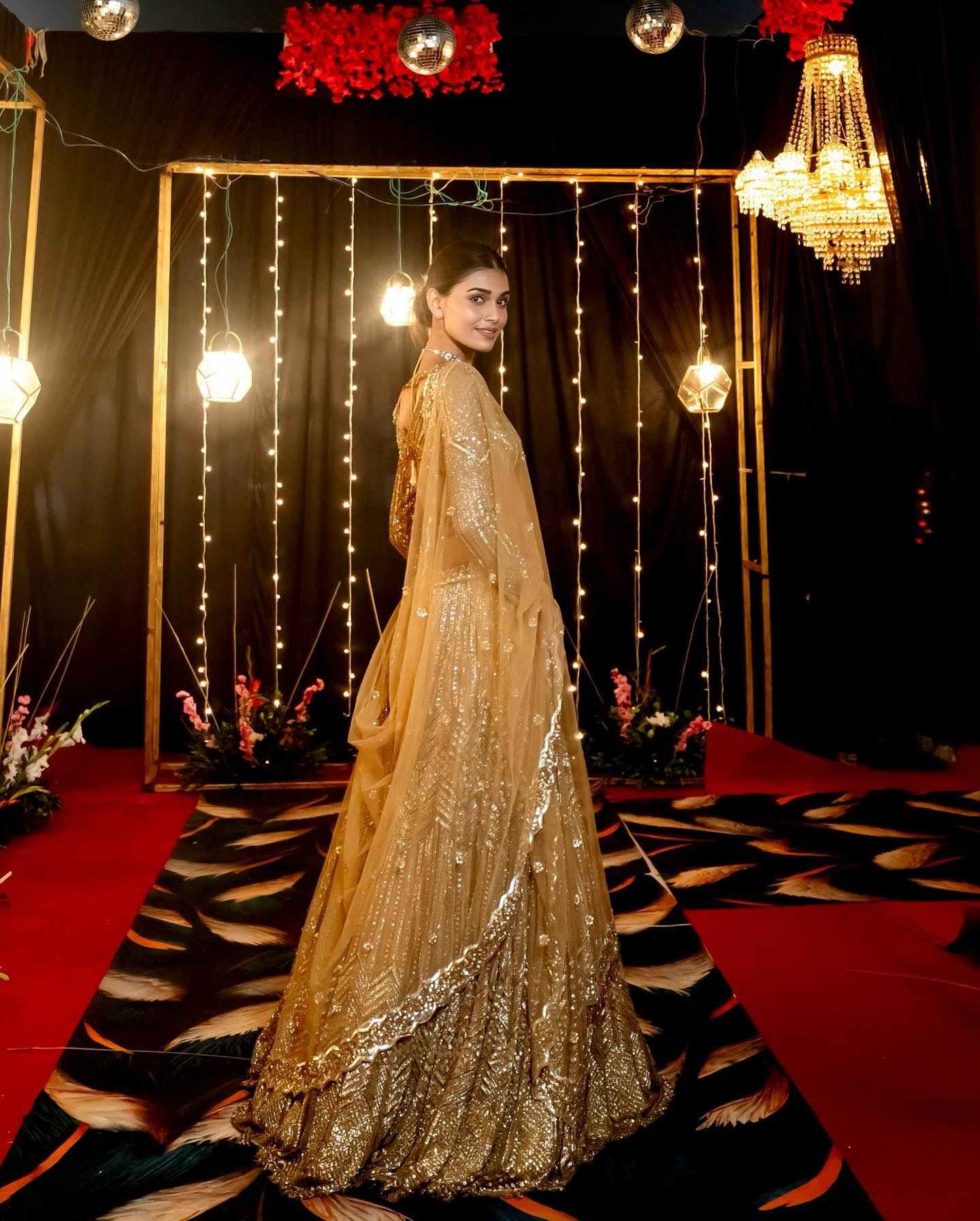 Icarus Gold Lehenga