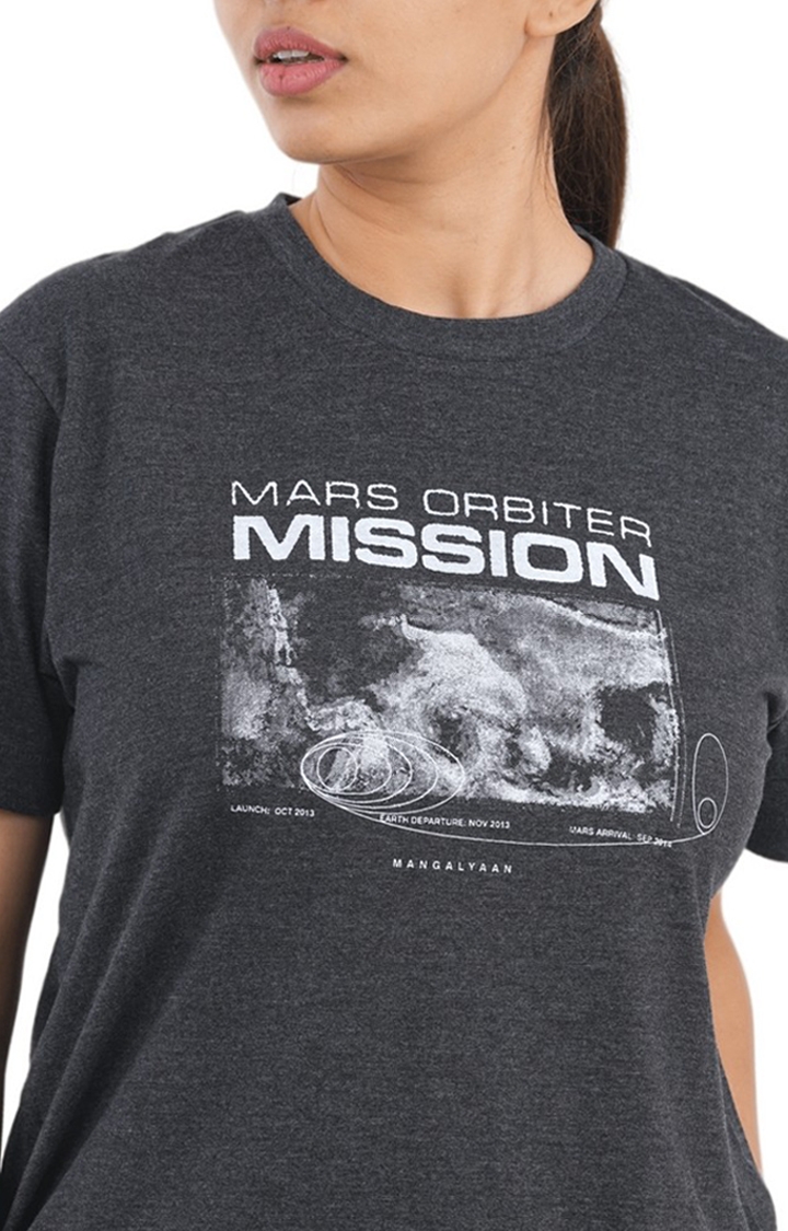 1947IND | Unisex MARS Orbiter Mission Tri-Blend T-Shirt in Charcoal 3