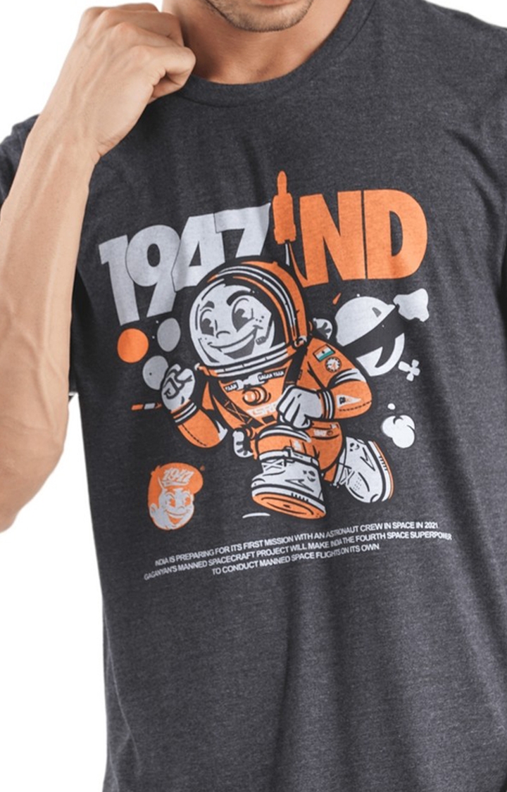 1947IND | Unisex ISRONAUT Mascot Tri-Blend T-Shirt in Charcoal 4