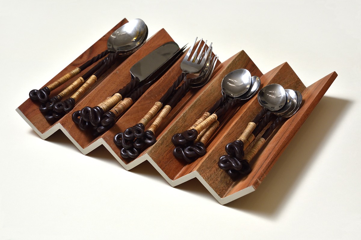Zig Zig Tray