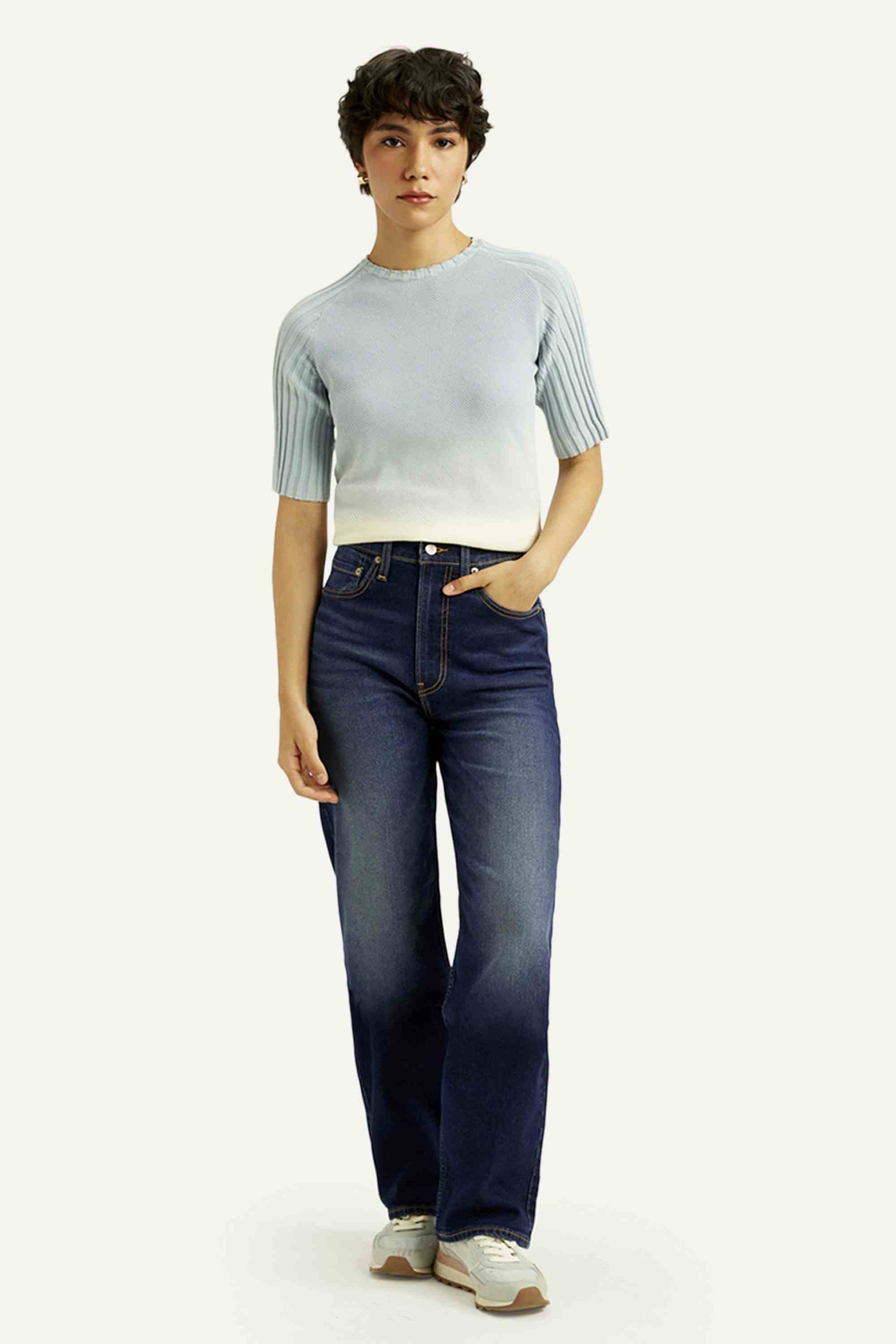 Mid Rise Blended Fabric Straight Fit Women's Jeans
