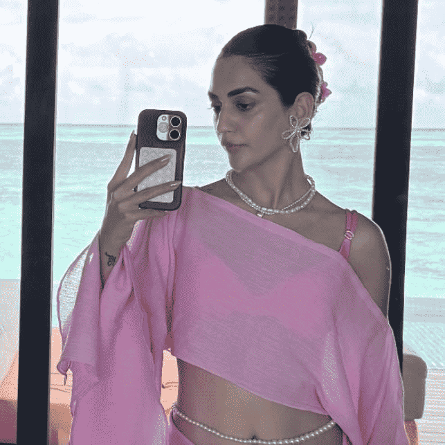 Double pearl Girl necklace