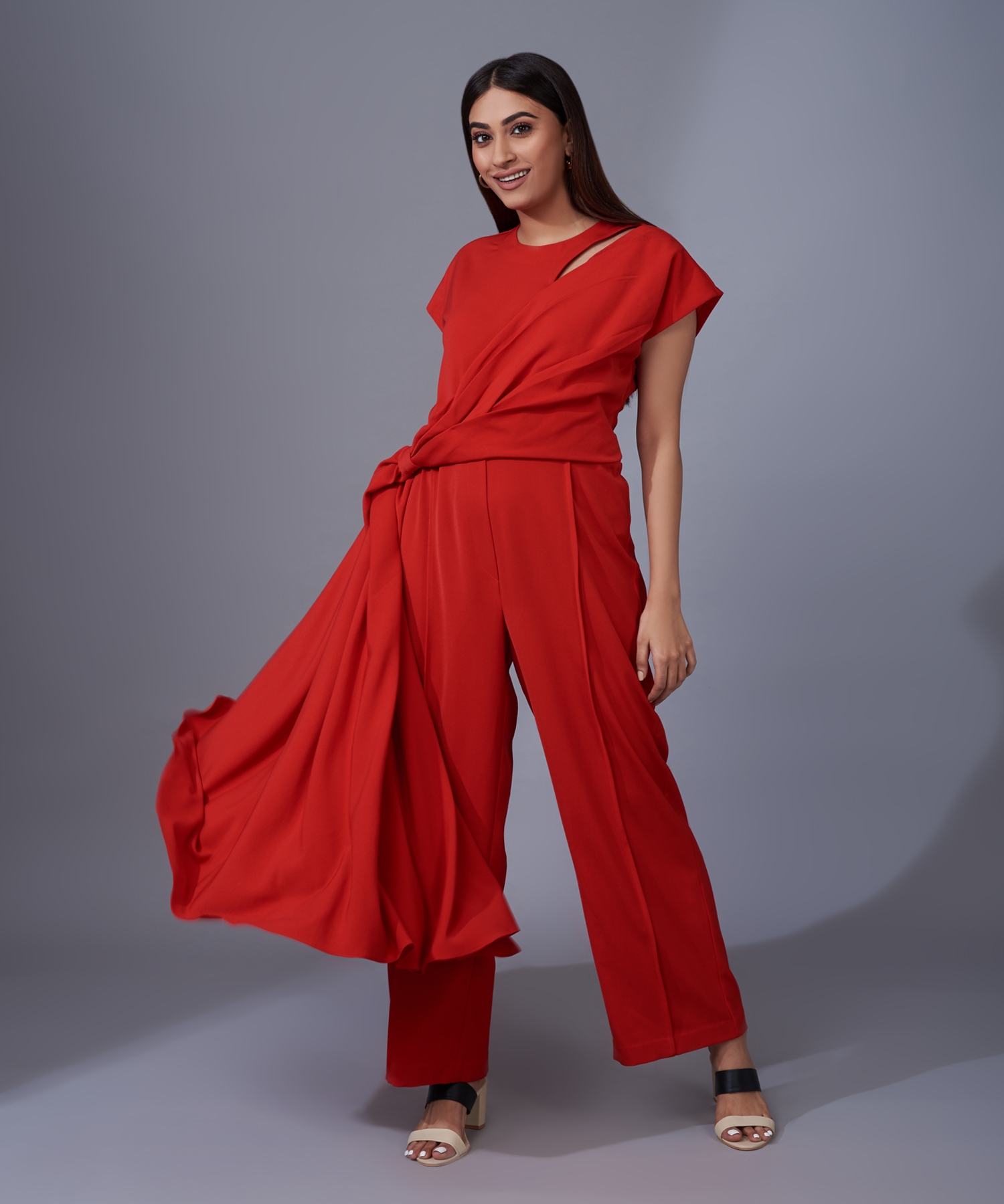 Loom Knotted Solid Jumpsuit (Red)
