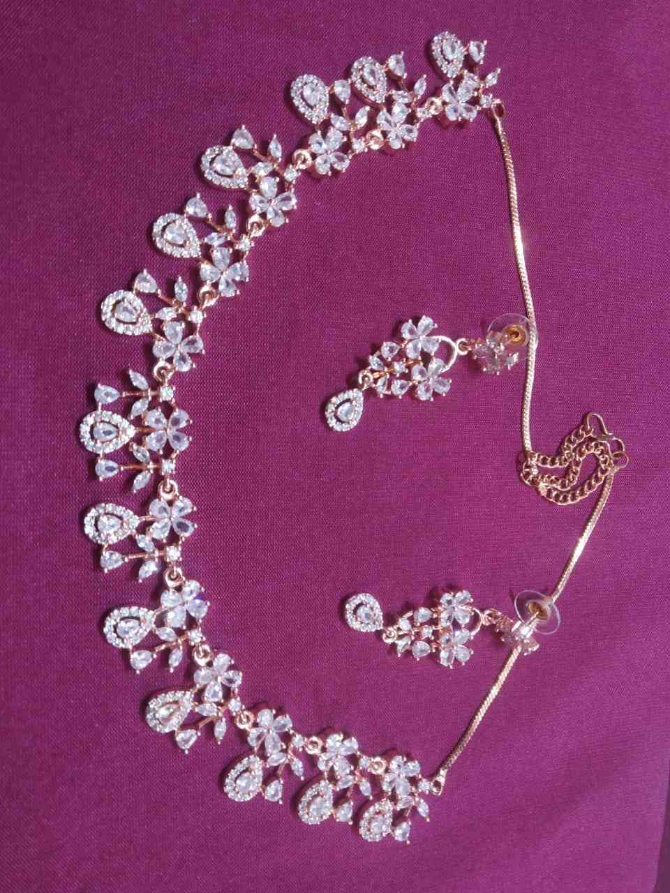 Artificial jewellery shop for engagement