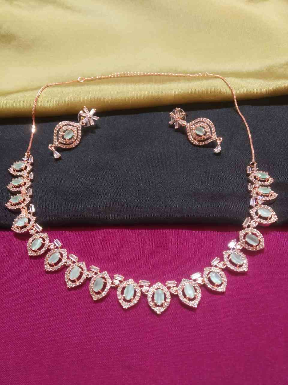 Engagement shop jewellery sets