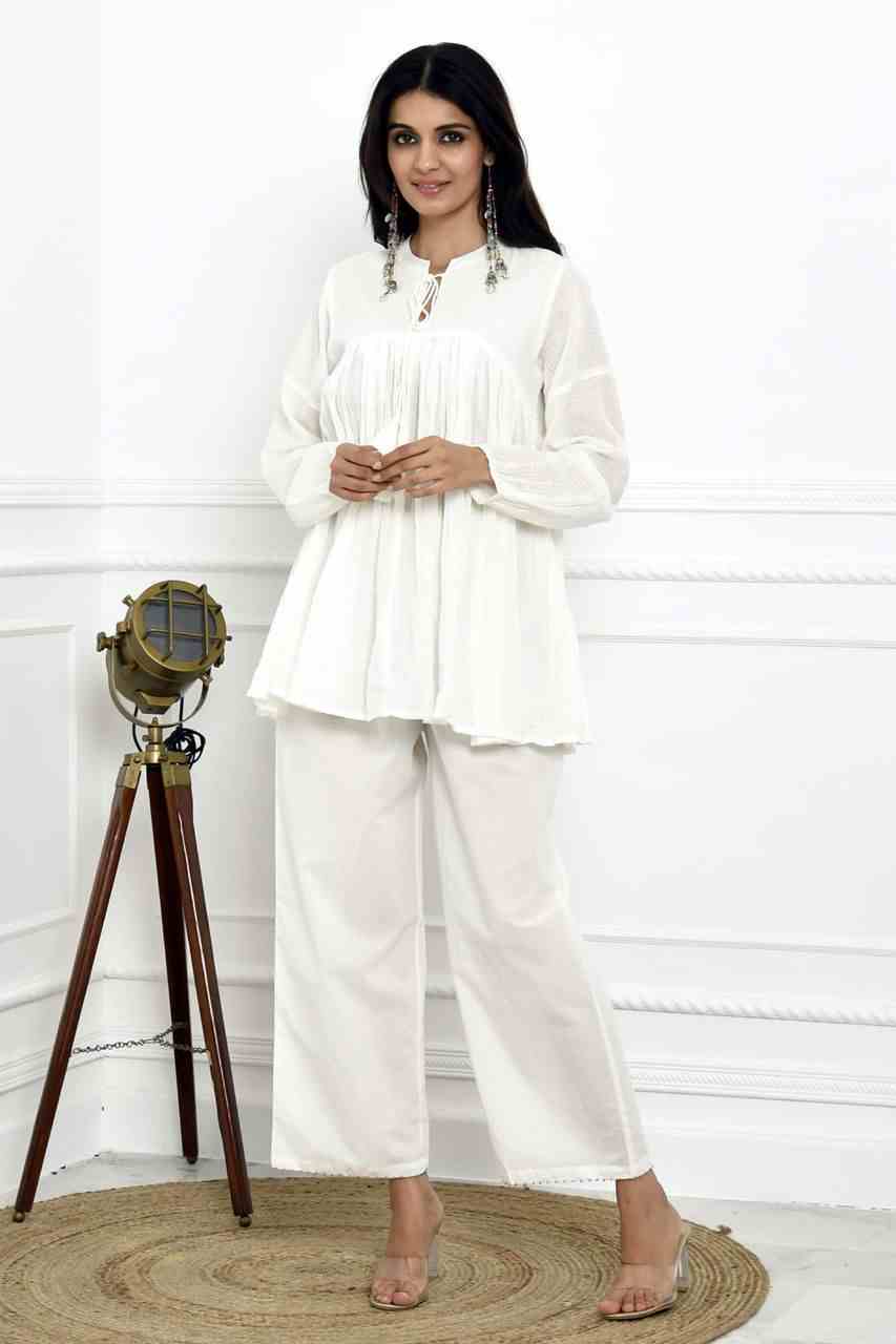 Naksh Short Solid White Pure Cotton Kota Gathered Kurta