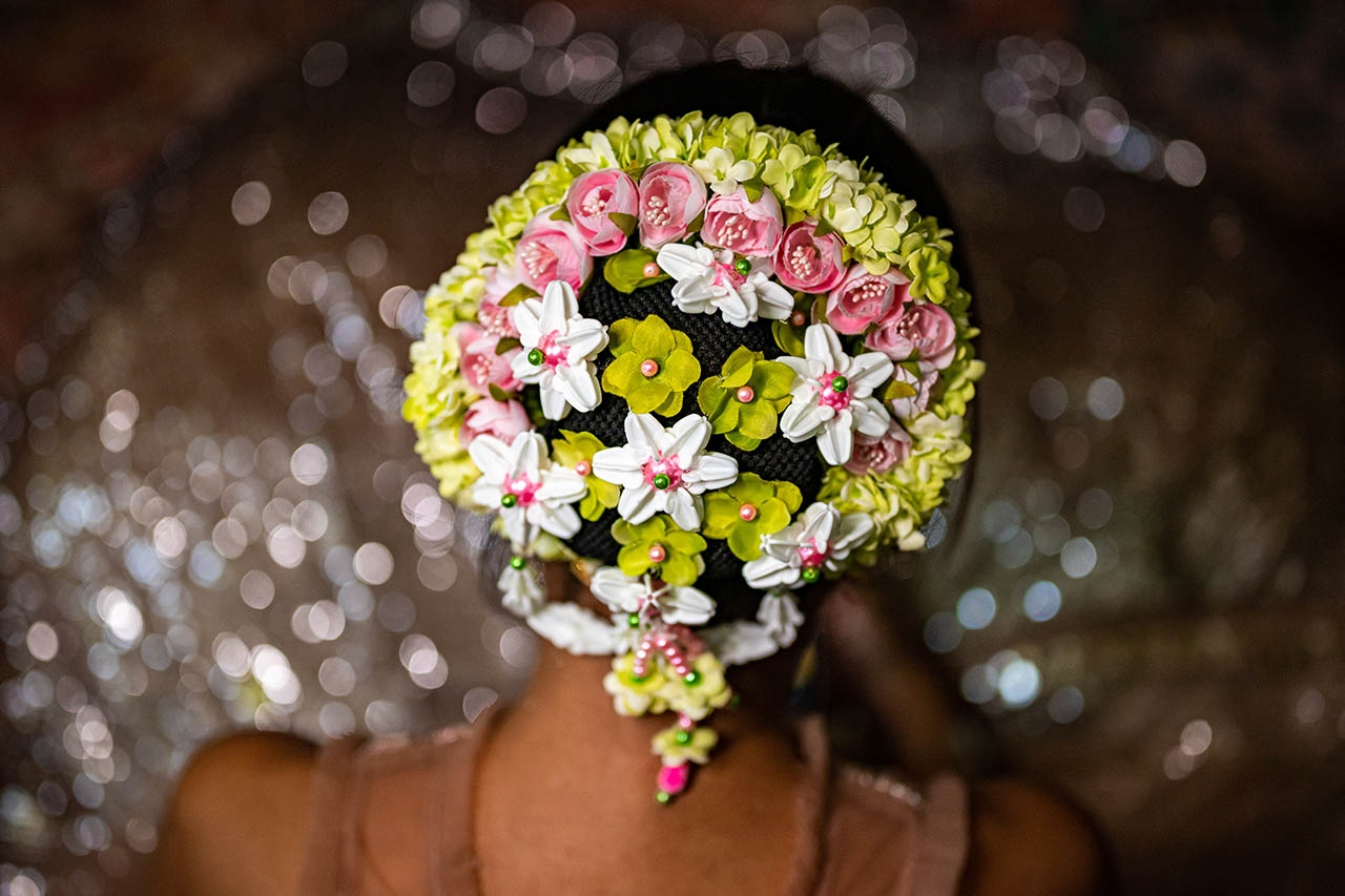 Floral art | Floral bun with rui flower undefined