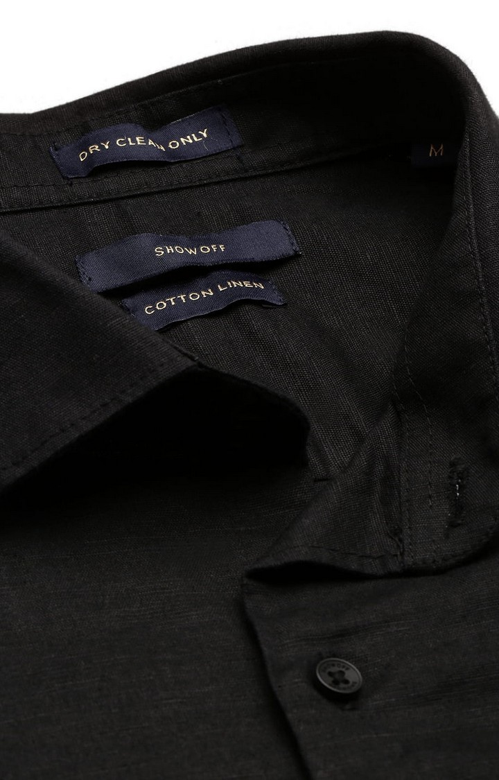 SHOWOFF Men Black Solid Spread Collar Full Sleeves Casual Shirt