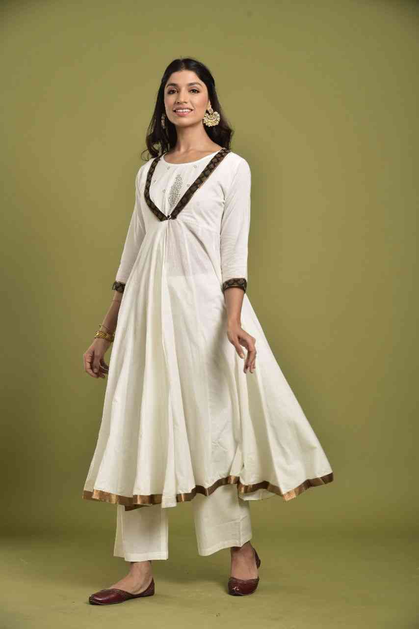 Naksh White Rajputi Kalidar Kurta-Pants (Set of 2)
