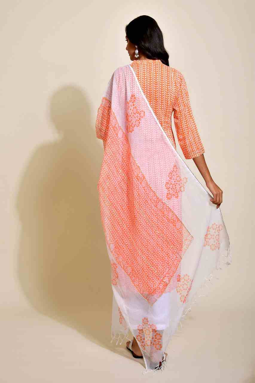 Naksh Orange and White Striped Print Kurta and Dupatta (Set of 2)