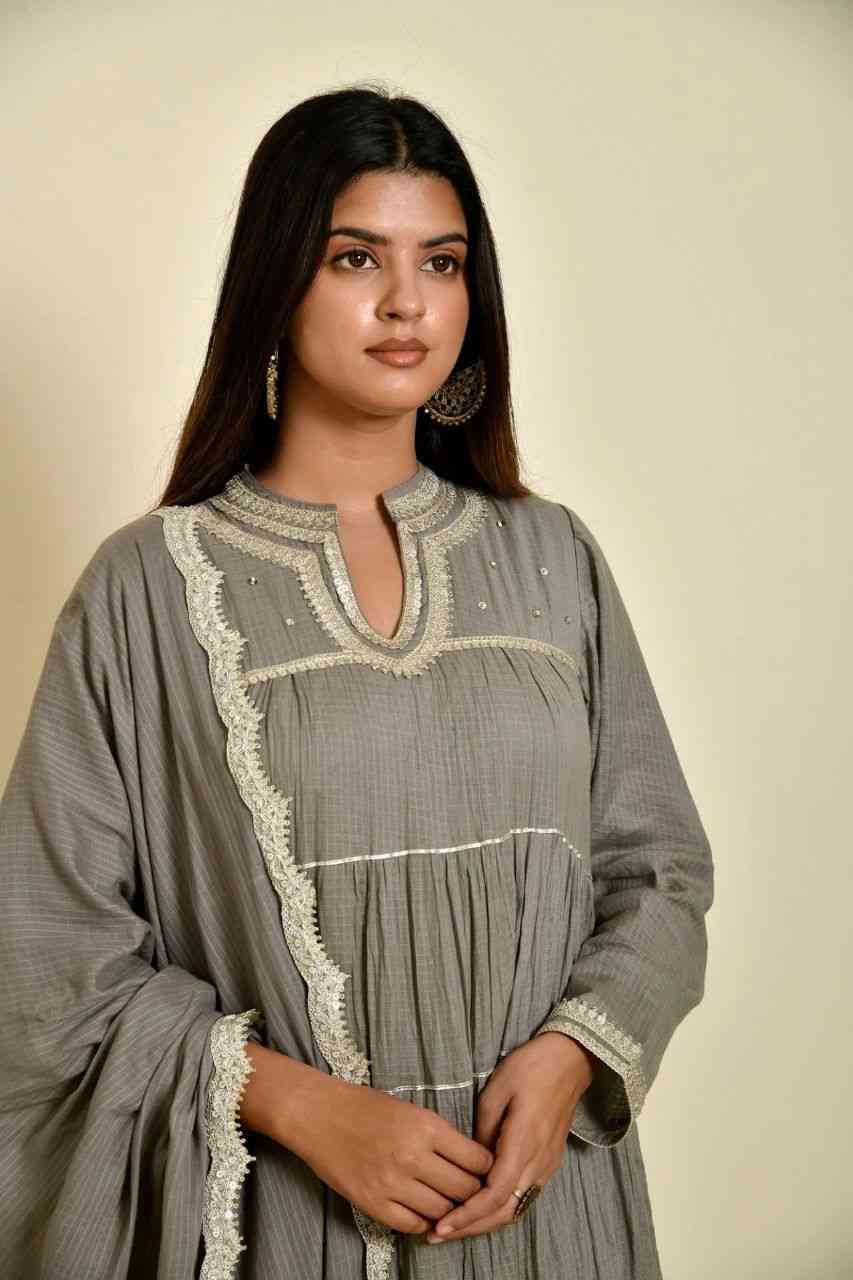 Naksh Grey Solid Cotton Doriya Tiered Kurta With Dupatta and Pants (Set of 3)