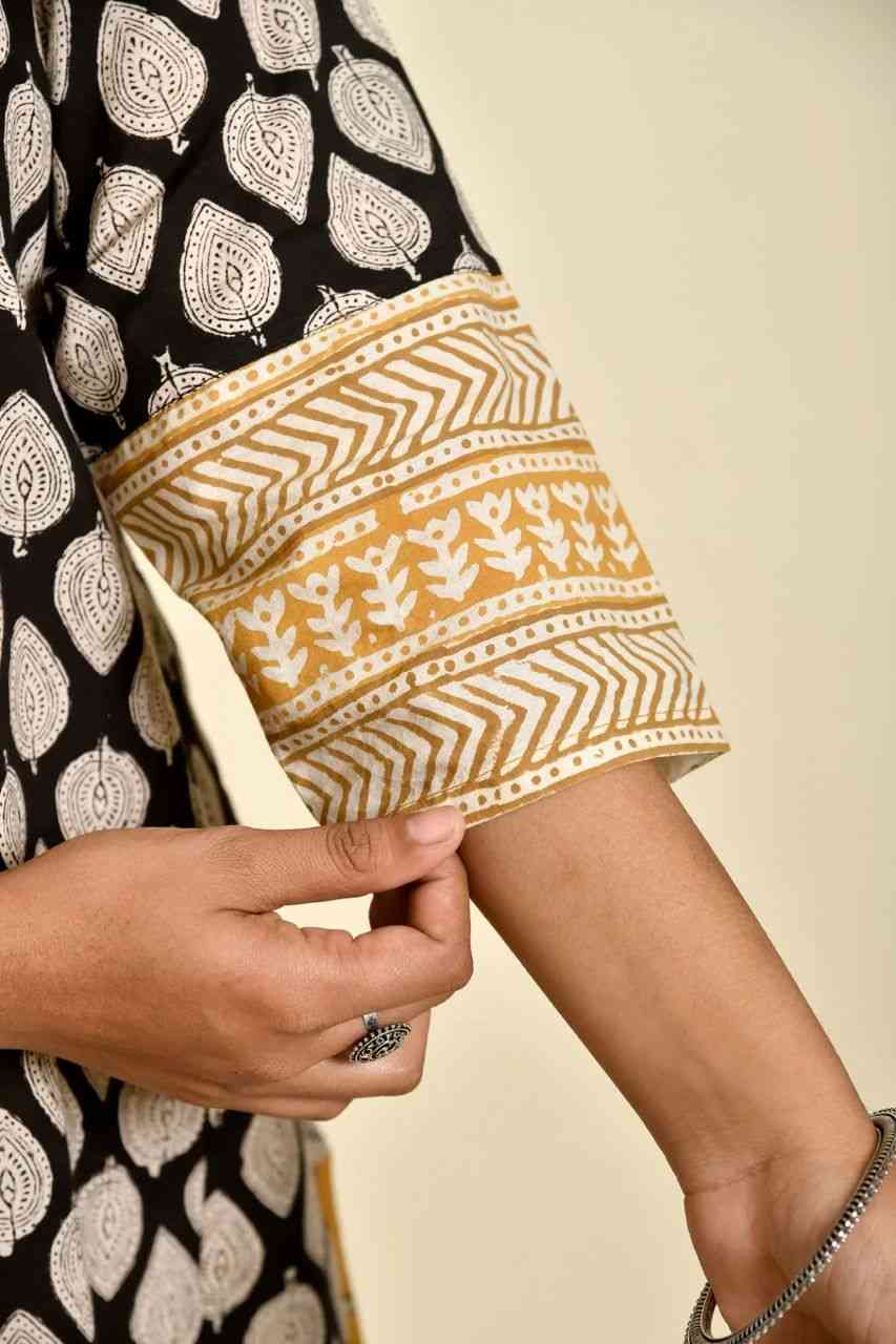 Naksh Black and Yellow Bagru Printed Kurta
