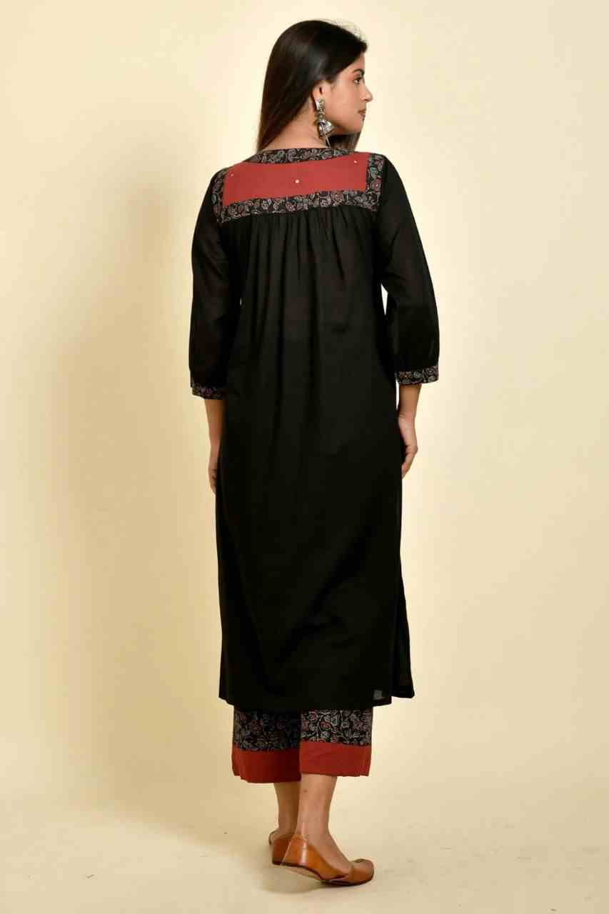 Naksh Black Maroon Solid Mirror Work Gathered Kurta and Pants (Set of 2)